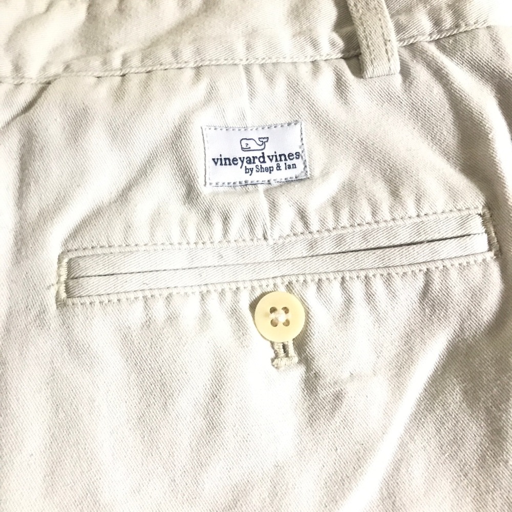 NWOT Vineyard Vines Club Shorts Men 28 Waist.